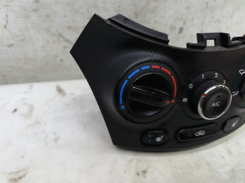 Блок управления климат-контролем Hyundai Solaris 2014 RB