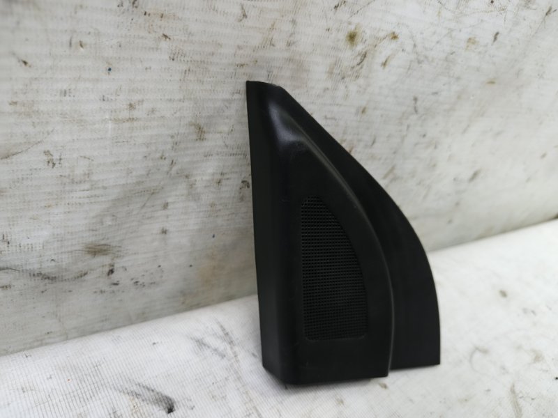 Уголок двери (внутренний) Hyundai Solaris 2014 RB