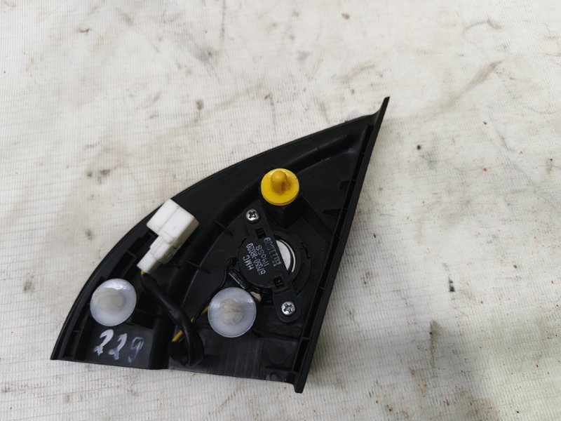 Уголок двери (внутренний) Hyundai Solaris 2014 RB