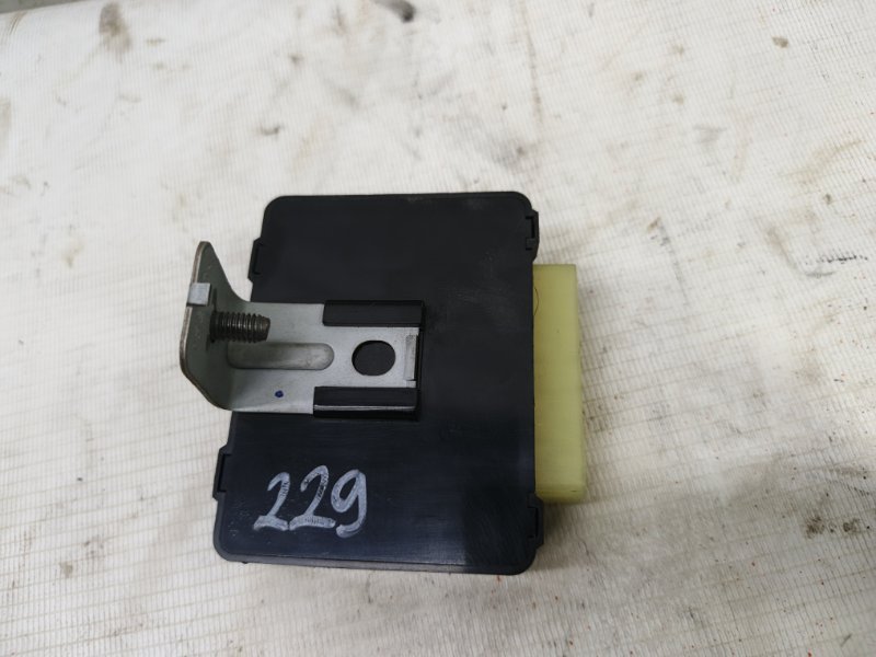 Блок управления светом Hyundai Solaris 2014 RB