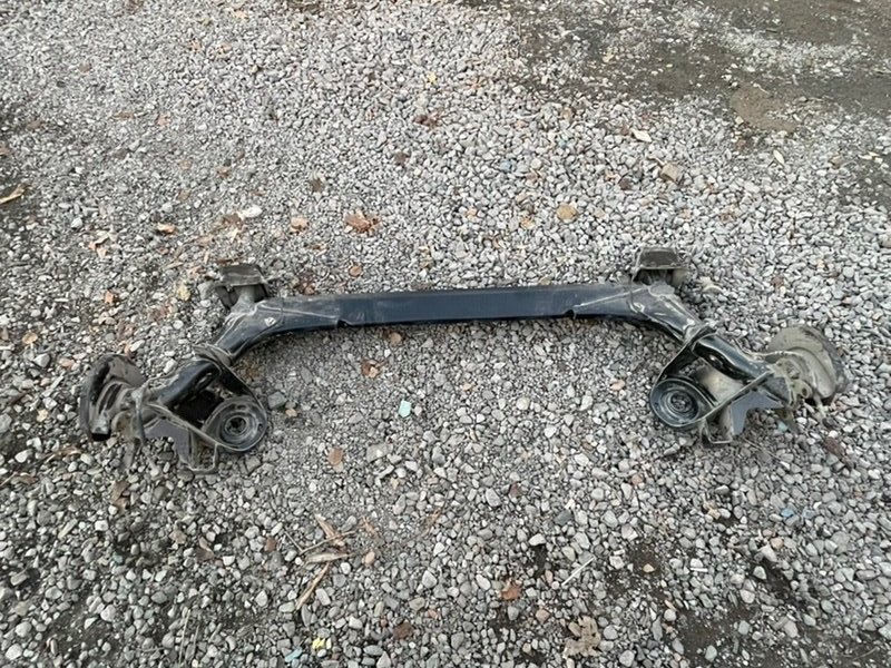 Балка Volkswagen Polo 2017