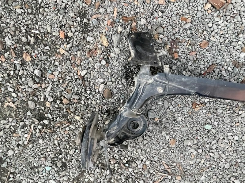 Балка Volkswagen Polo 2017