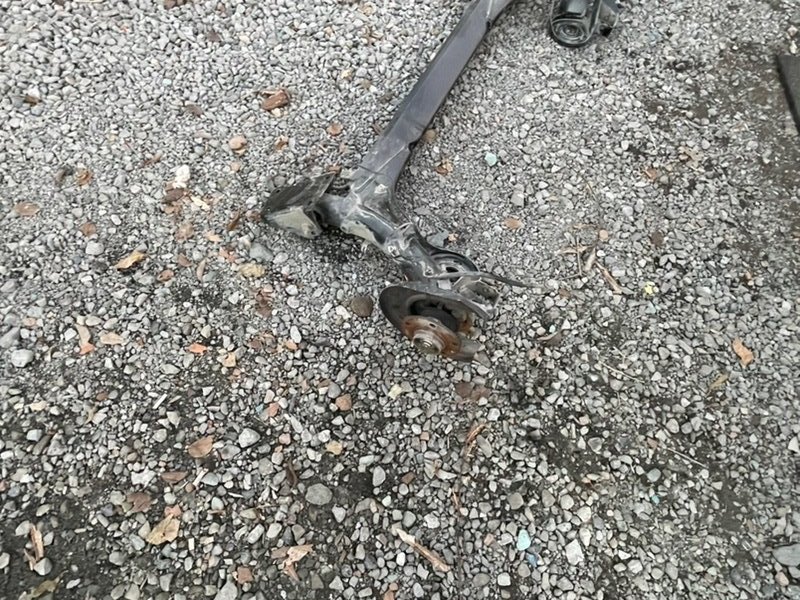 Балка Volkswagen Polo 2017