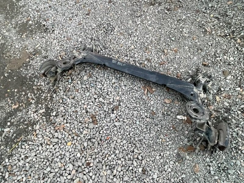 Балка Volkswagen Polo 2017