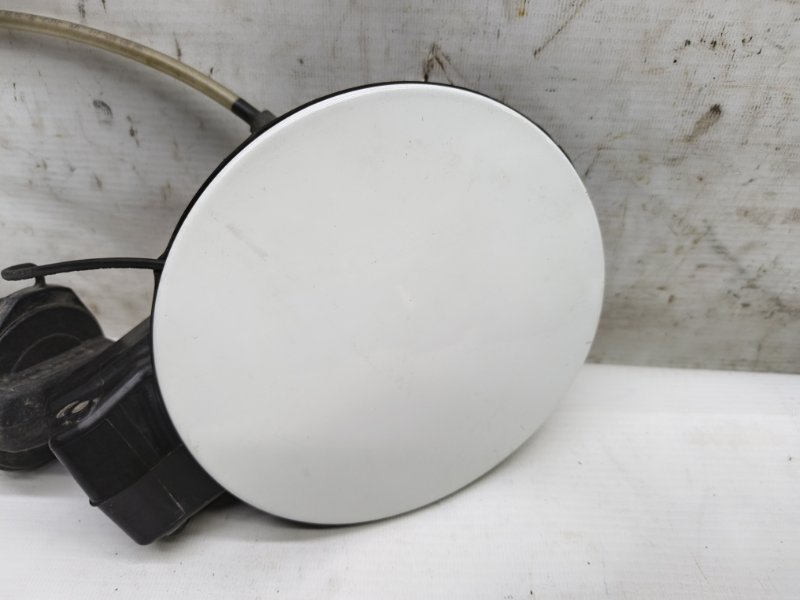 Лючок бензобака Volkswagen Polo 2017