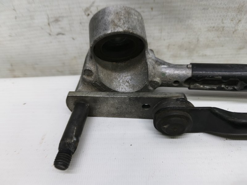 Трапеция дворников Mercedes CLA - Class 2015 CLA 180