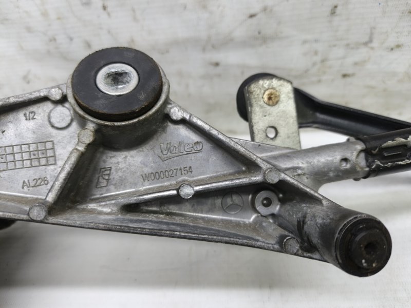 Трапеция дворников Mercedes CLA - Class 2015 CLA 180