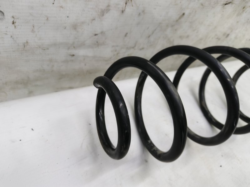 Пружина Volkswagen Polo 2017