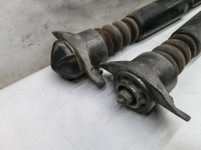 Амортизатор Volkswagen Polo 2017