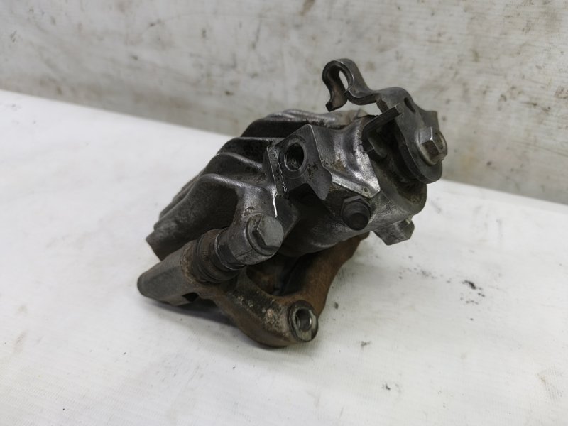 Суппорт Volkswagen Polo 2017