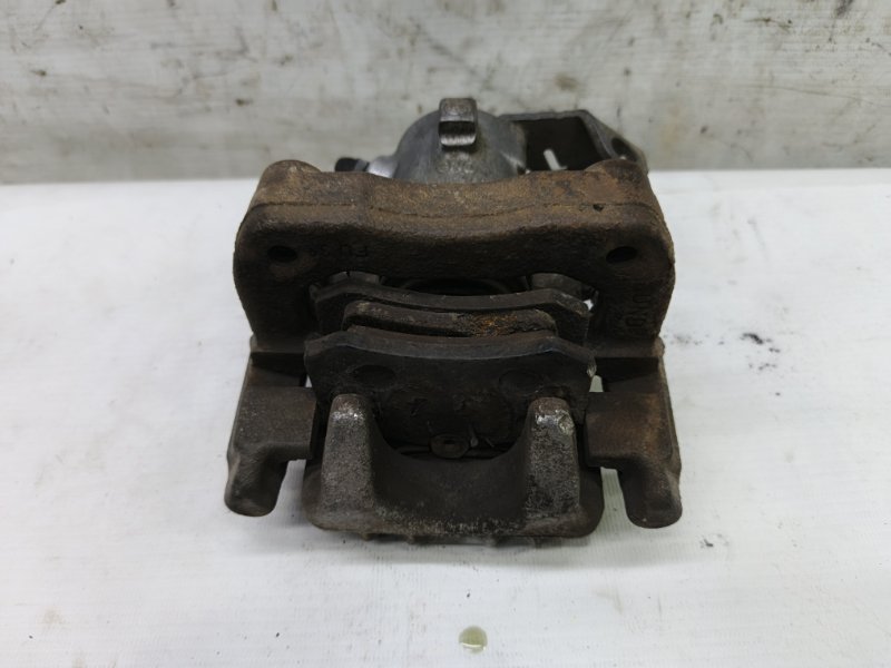 Суппорт Volkswagen Polo 2017