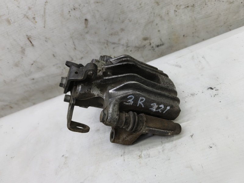 Суппорт Volkswagen Polo 2017