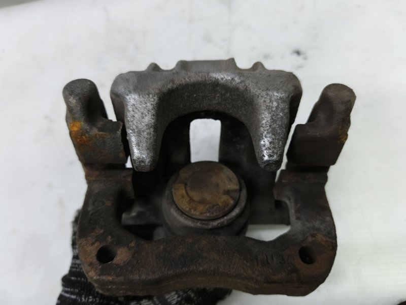 Суппорт Volkswagen Polo 2017