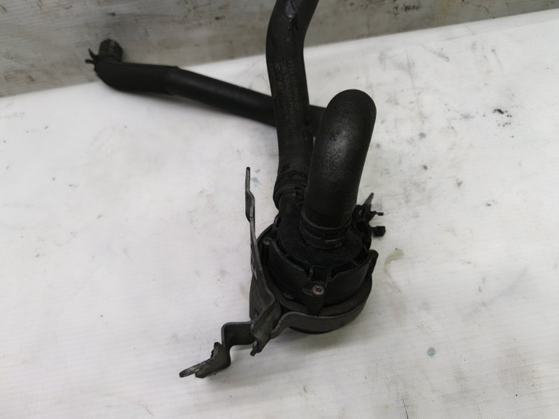 Помпа Mercedes CLA - Class 2015 CLA 180