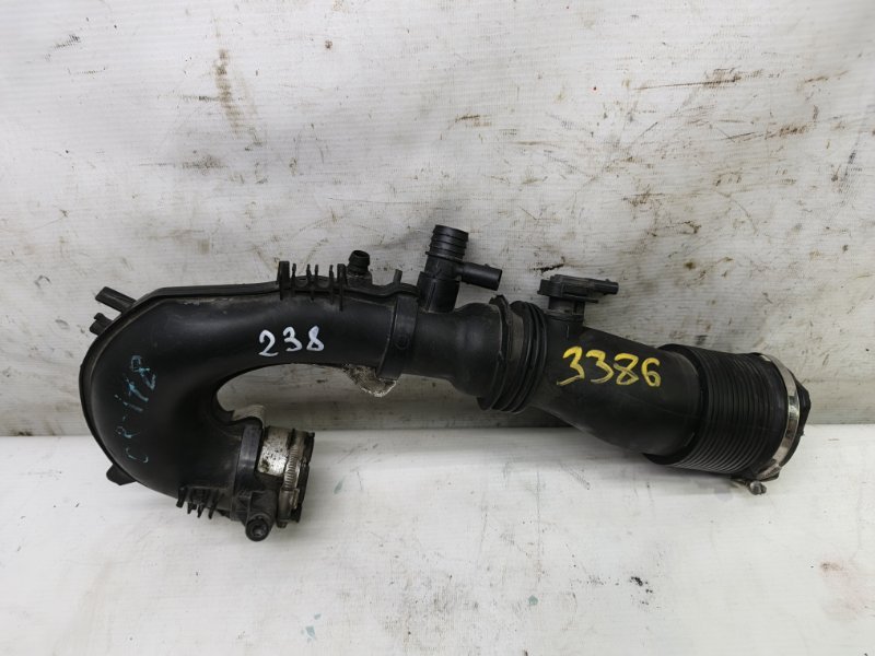 Патрубок воздушного фильтра Mercedes CLA - Class 2015 CLA 180