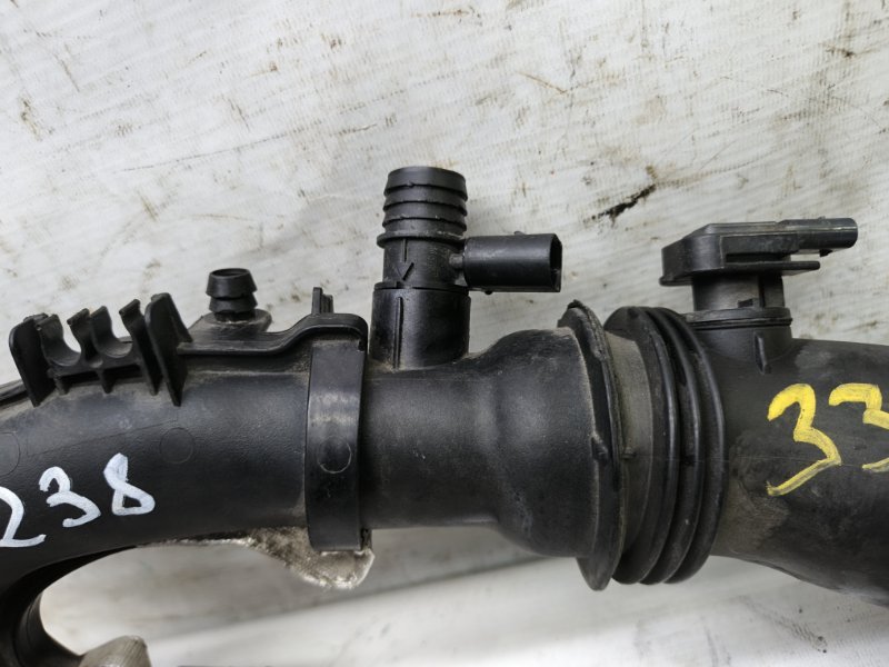 Патрубок воздушного фильтра Mercedes CLA - Class 2015 CLA 180