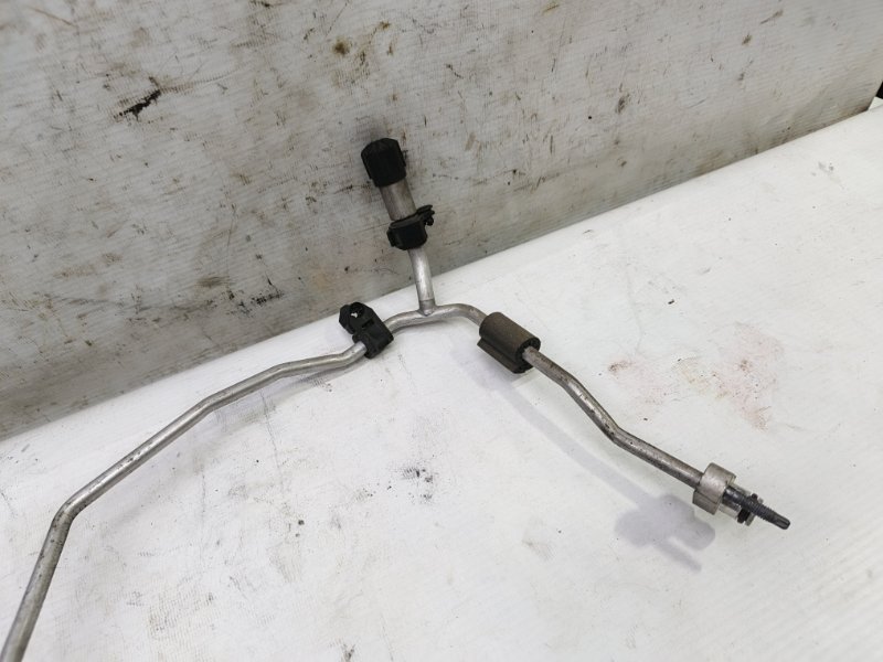 Трубка кондиционера Mercedes CLA - Class 2015 CLA 180