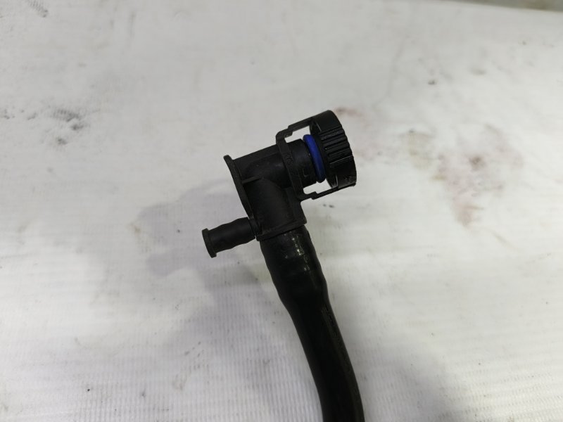 Трубка вакуумная Mercedes CLA - Class 2015 CLA 180