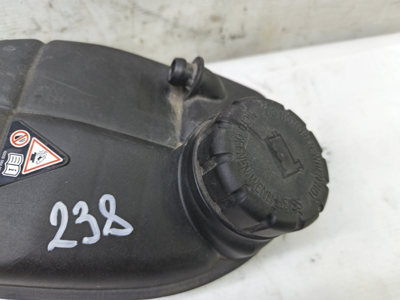 Бачок расширительный Mercedes CLA - Class 2015 CLA 180