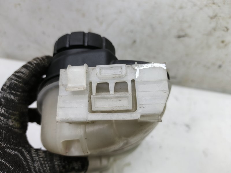 Бачок расширительный Mercedes CLA - Class 2015 CLA 180