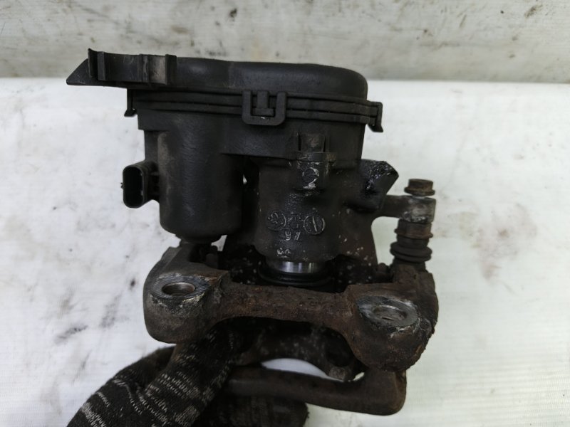 Суппорт Mercedes CLA - Class 2015 CLA 180