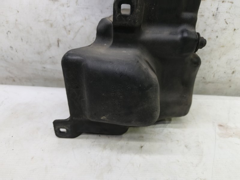 Бачок омывателя Mercedes CLA - Class 2015 CLA 180