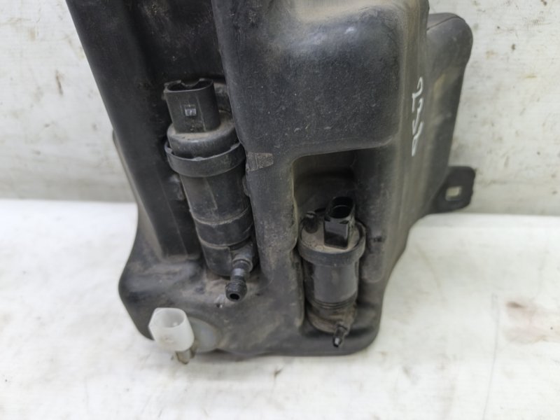 Бачок омывателя Mercedes CLA - Class 2015 CLA 180