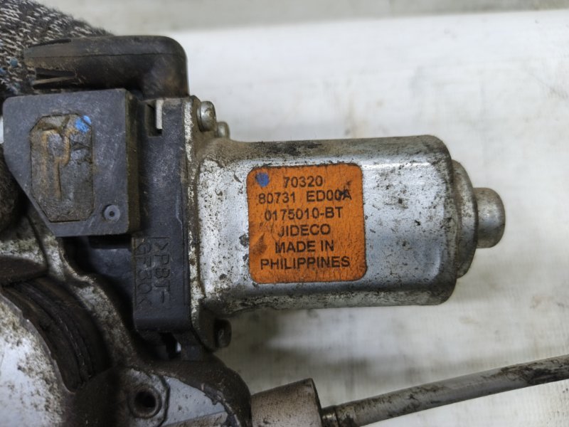 Стеклоподъемник электрический Nissan Tiida 2007