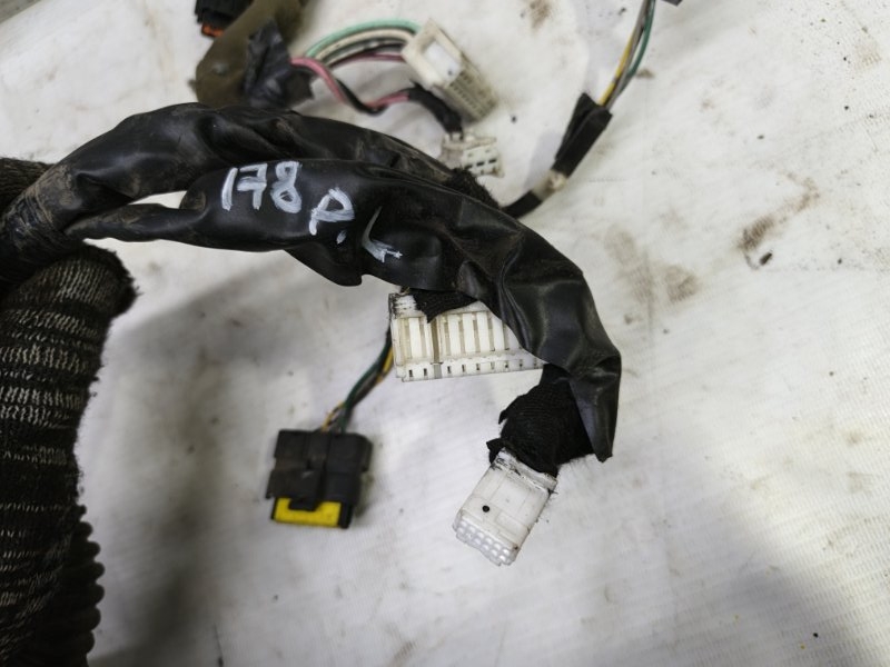 Проводка (коса) дверная Nissan Tiida 2007