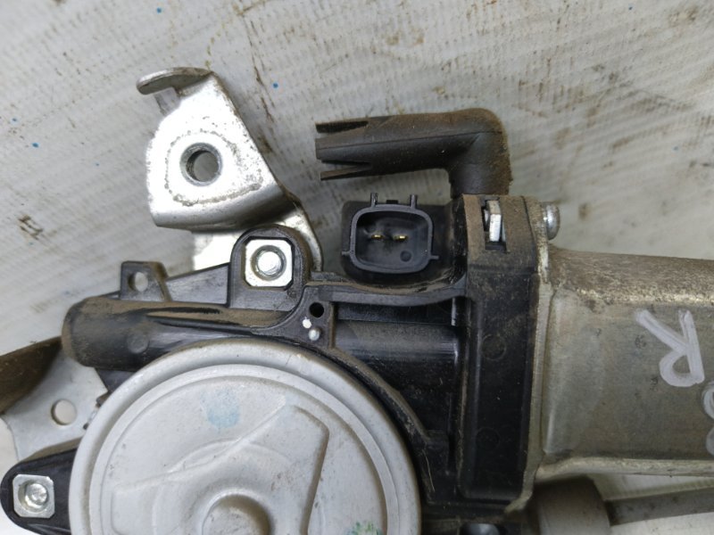 Стеклоподъемник электрический Nissan Tiida 2007