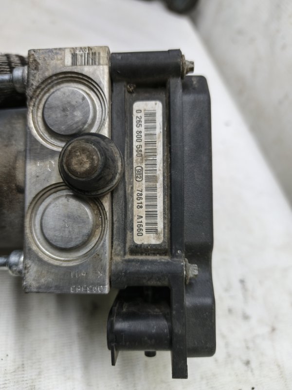 Блок ABS Nissan Tiida 2007