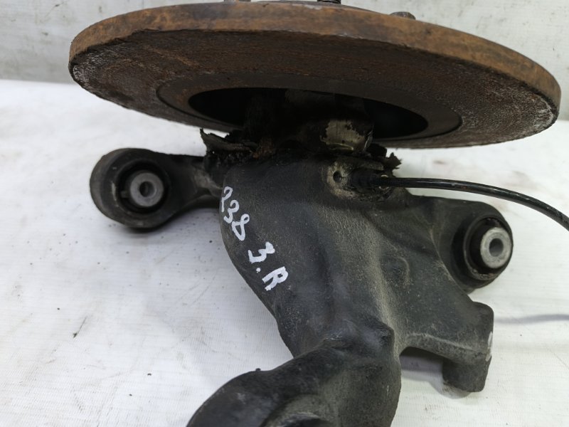 Кулак поворотный Mercedes CLA - Class 2015 CLA 180