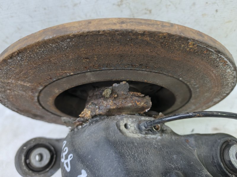 Кулак поворотный Mercedes CLA - Class 2015 CLA 180