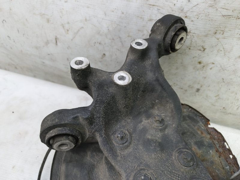 Кулак поворотный Mercedes CLA - Class 2015 CLA 180