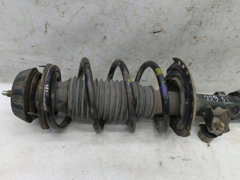 Амортизатор Hyundai Solaris 2014 RB