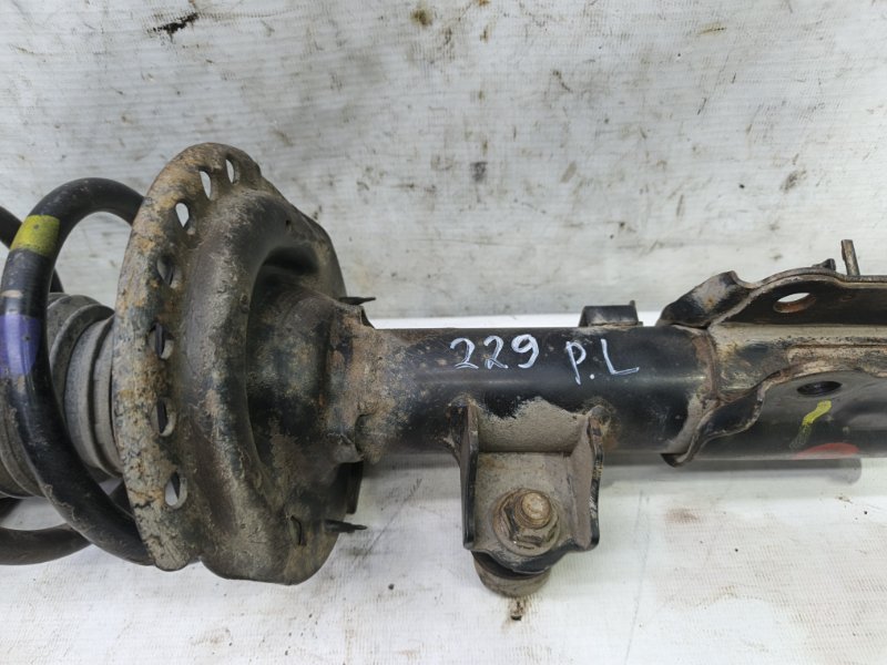 Амортизатор Hyundai Solaris 2014 RB