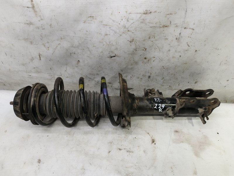 Амортизатор Hyundai Solaris 2014 RB