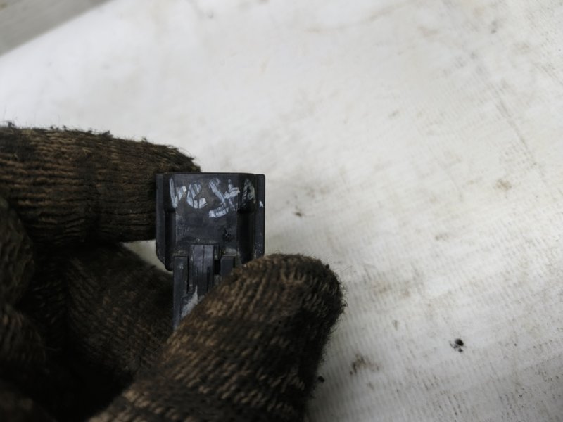 Лямбда зонд Lada Vesta 2020