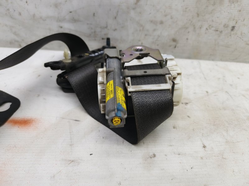 Ремень безопасности Chevrolet Cobalt 2013