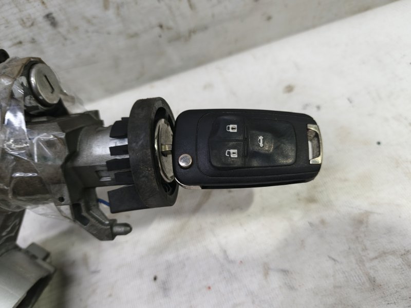 Замок зажигания Chevrolet Cobalt 2013