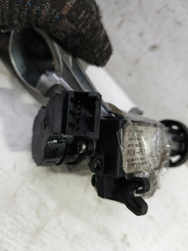 Замок зажигания Chevrolet Cobalt 2013