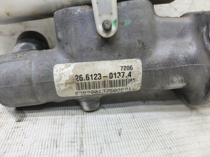 Главный тормозной цилиндр Nissan Tiida 2007