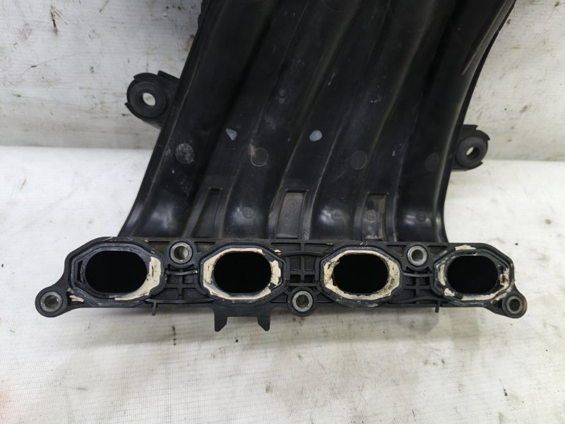 Впускной коллектор Nissan Tiida 2007