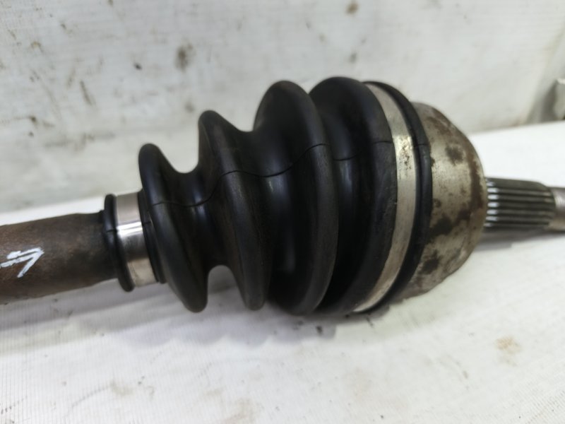 Привод Nissan Tiida 2007