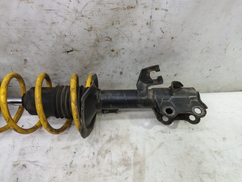 Амортизатор Nissan Tiida 2007