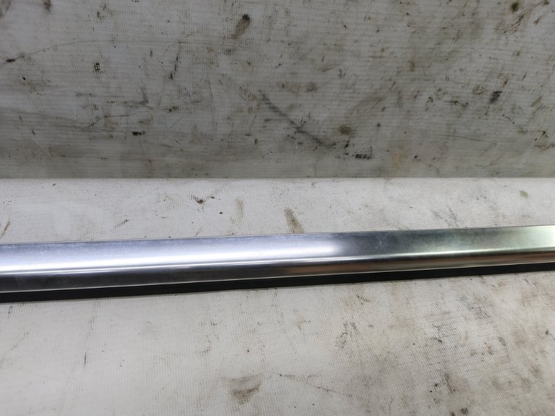 Молдинг стекла Mercedes CLA - Class 2015 CLA 180