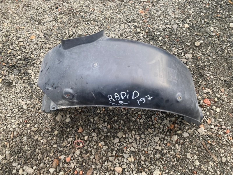 Подкрылок Skoda Rapid 2018