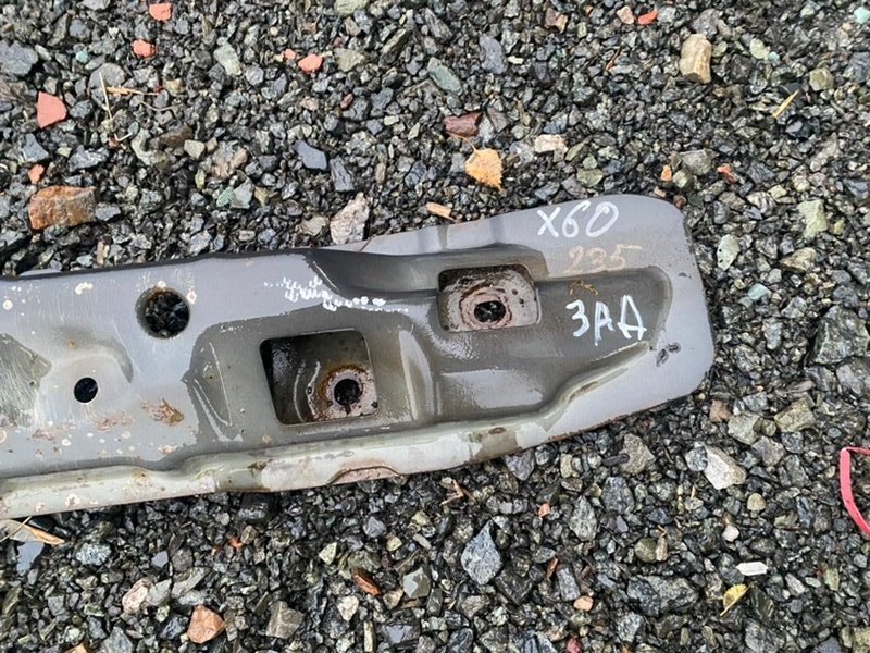 Усилитель бампера Lifan X60 2013