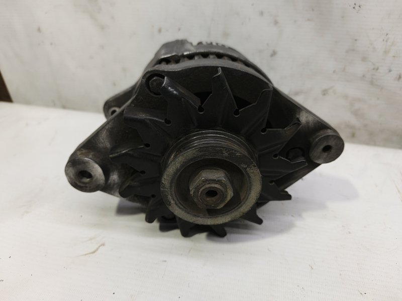 Генератор Nissan Primera 1990