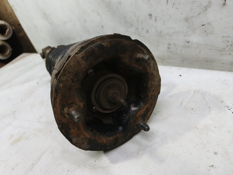 Амортизатор Nissan Primera 1990